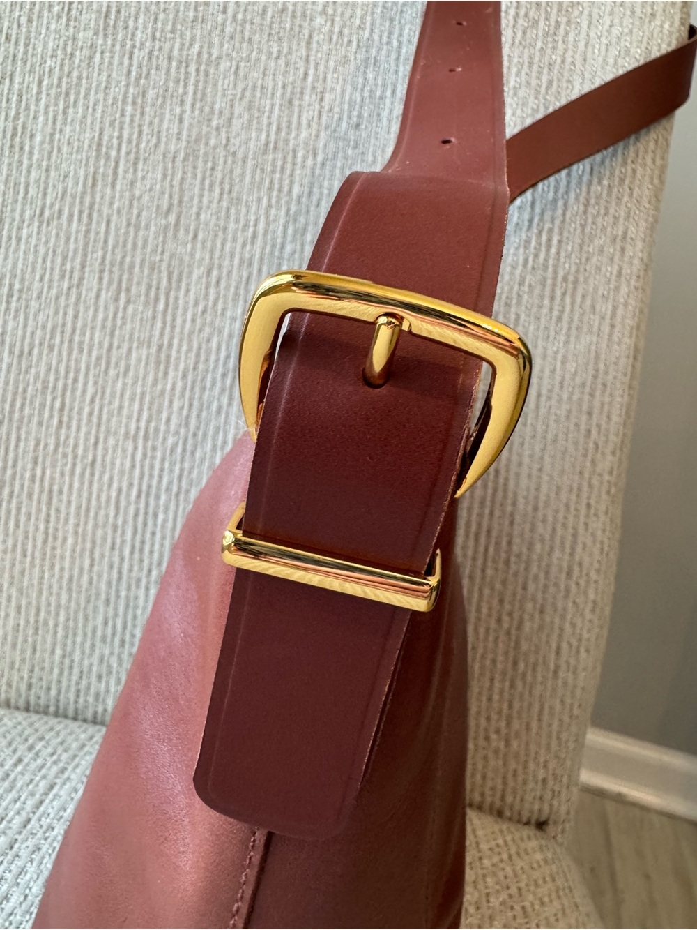 Madewell The Essentail Mini Bucket Tote - Picture 6 of 10